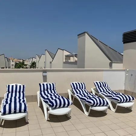 Con Solarium Amalia Feriehus Torrevieja